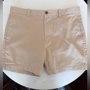 J. Crew Men’s Chino Shorts - 7”/35